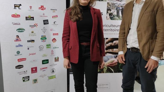  Noémie Barlet et Jérémie Bosch, du pôle filières et valorisation de La Coopération agricole Auvergne-Rhône-Alpes.